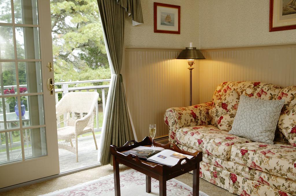 Captain'S House Inn Chatham Ruang foto
